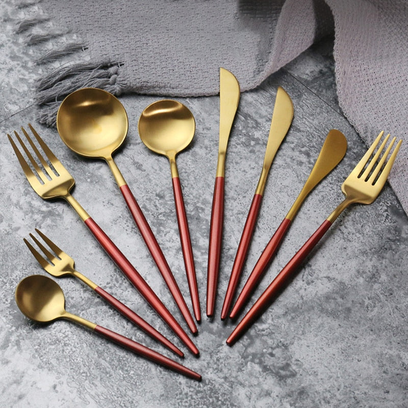 Zoseil Luxury Matte Silverware Set